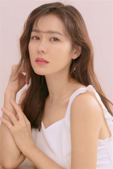 son ye jin nipples|Сон Йеджин — Википедия.